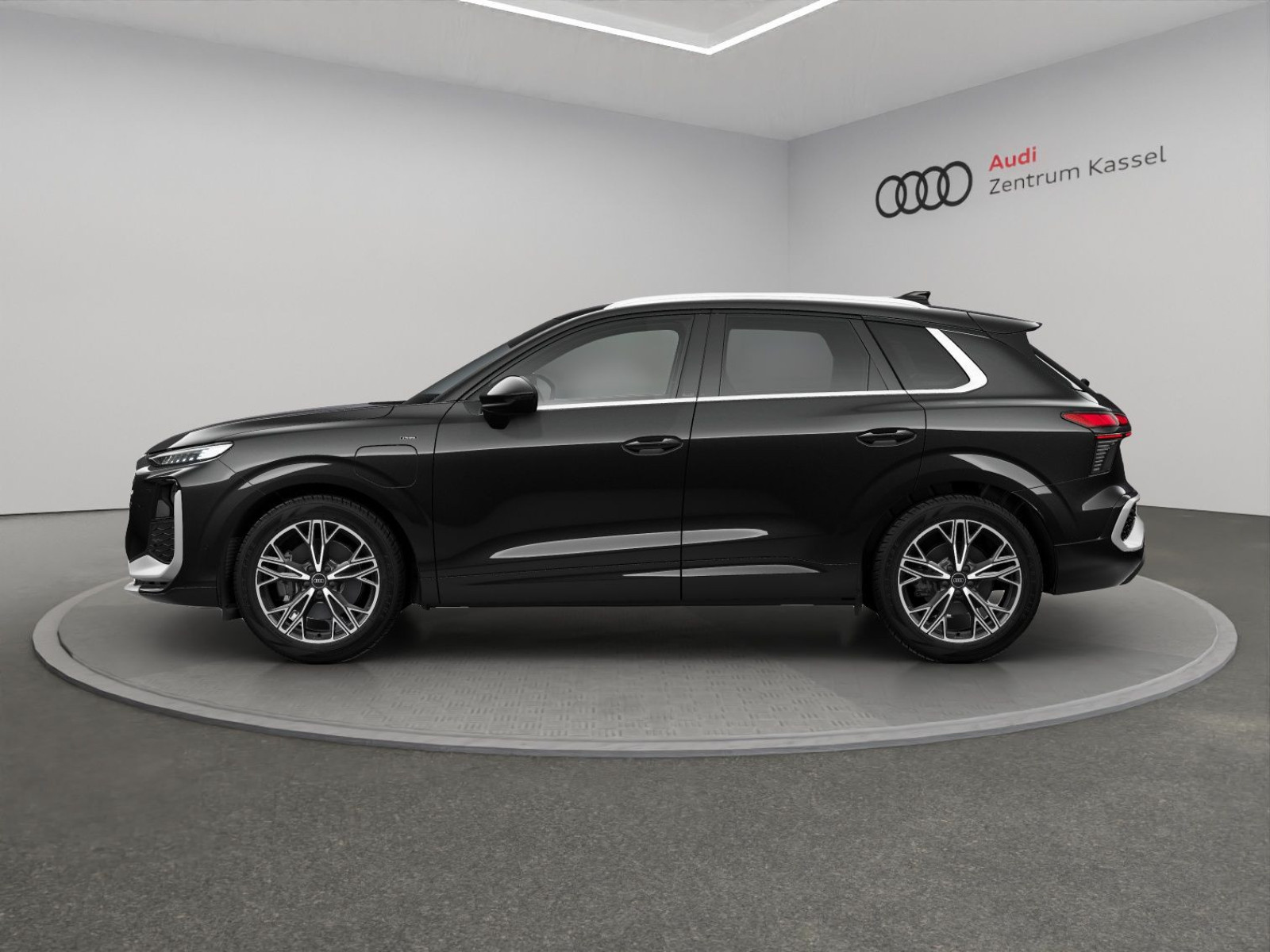 Audi - Q3_4 Audi - Q3_4