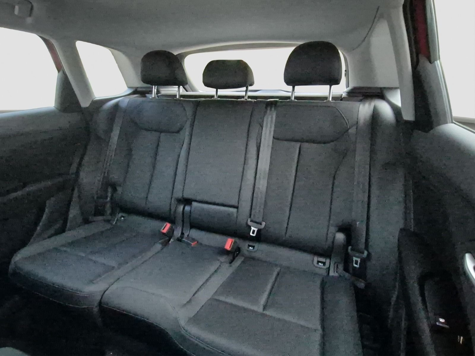 Audi - Q3_15 Audi - Q3_15