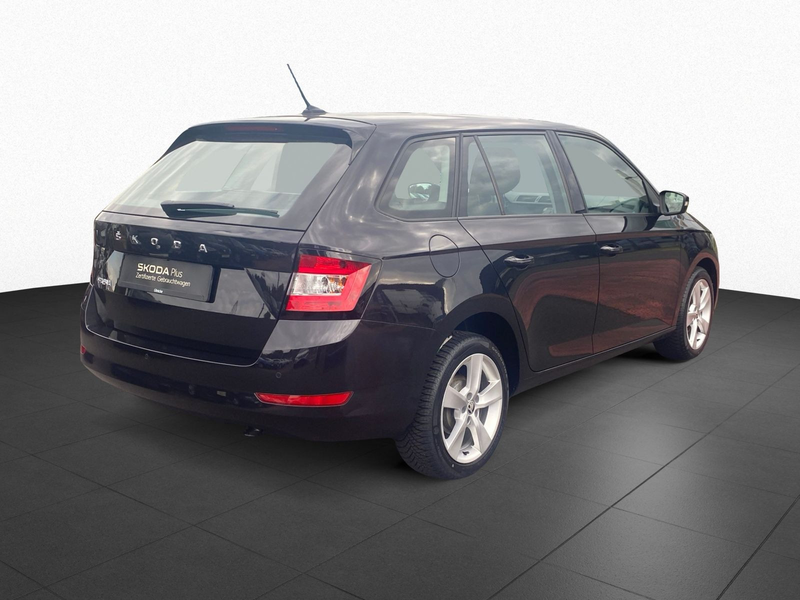 Škoda - Fabia_4