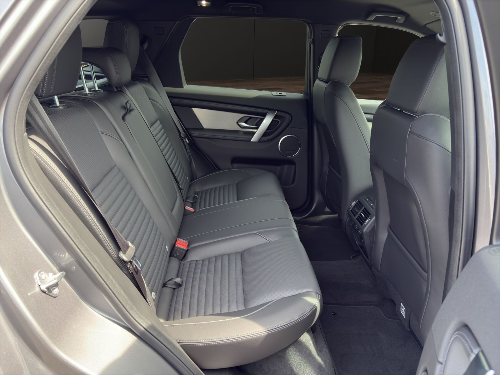 Land Rover - Discovery Sport_8