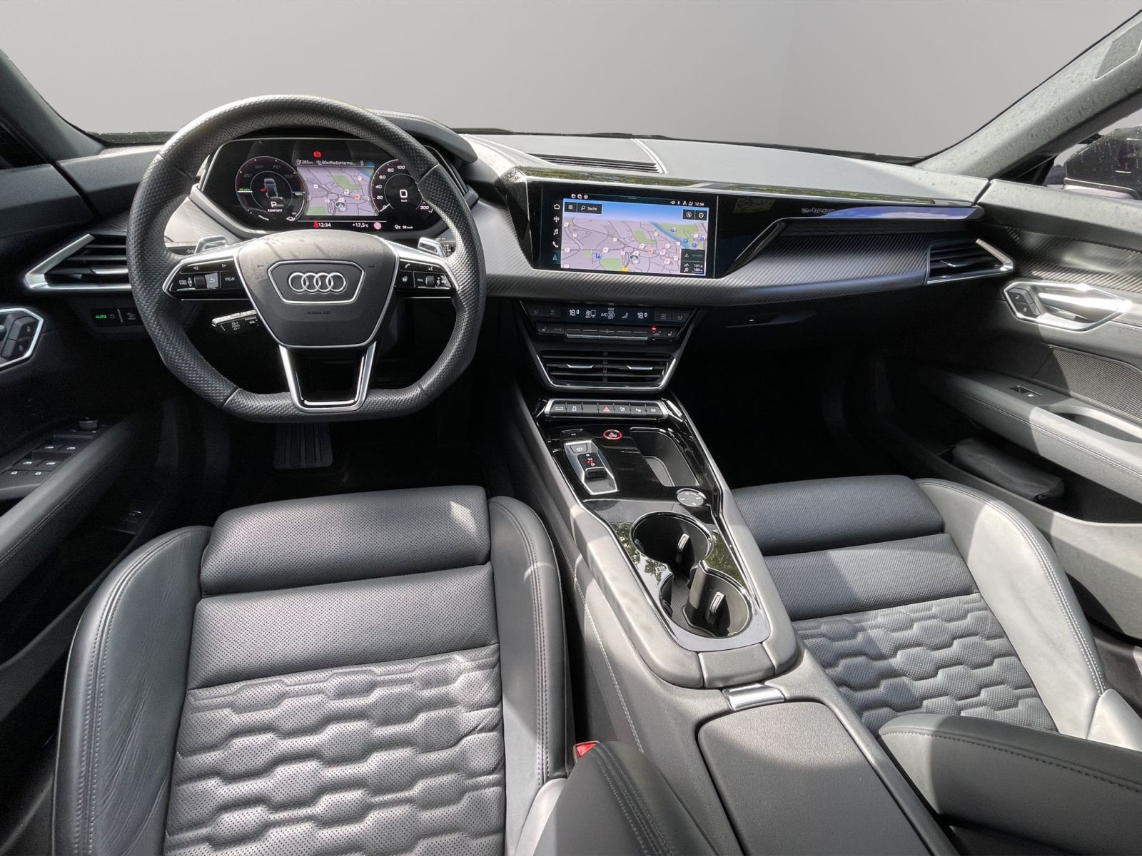 Audi - e-tron GT quattro_17