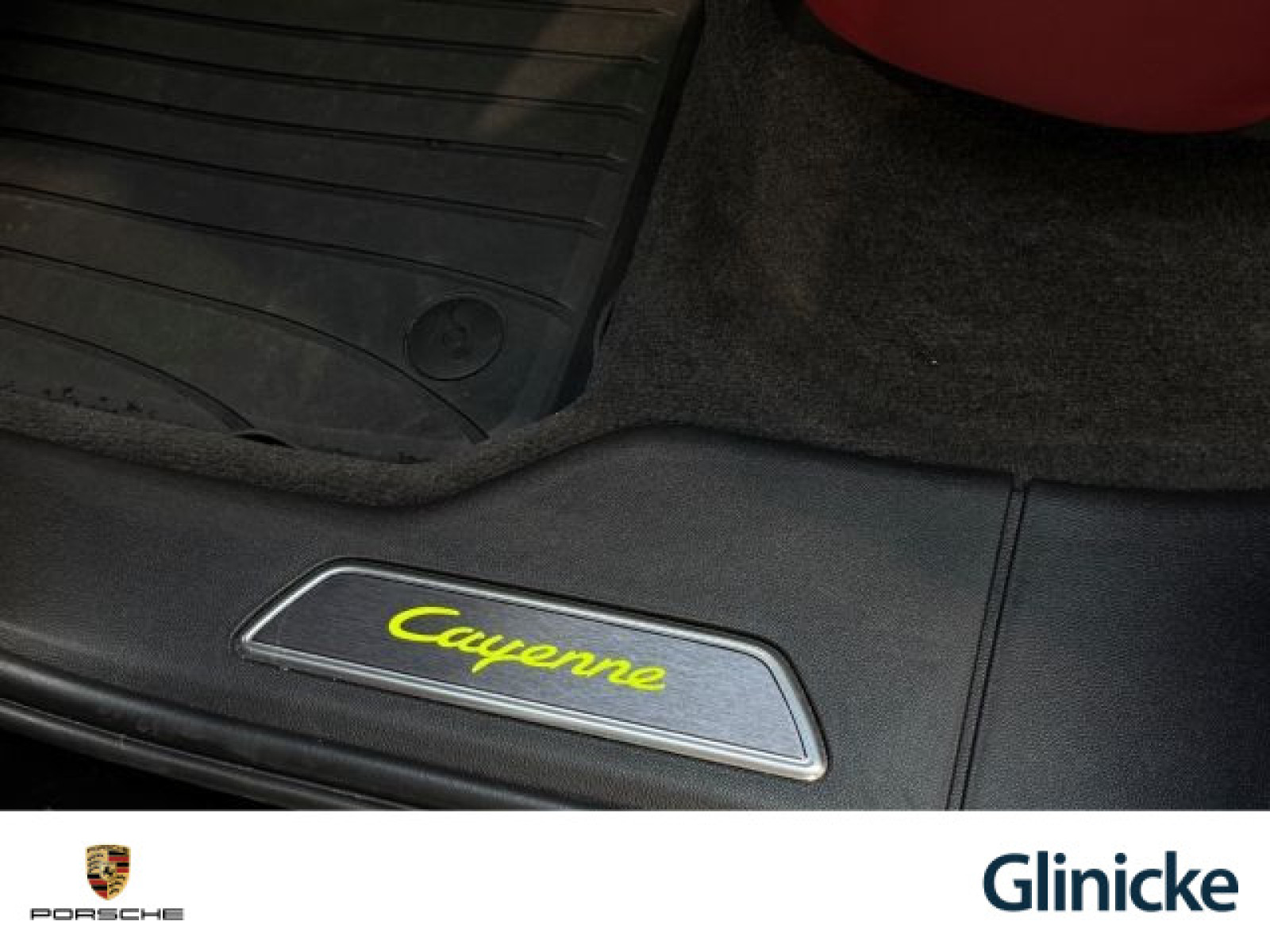 Porsche - Cayenne_40