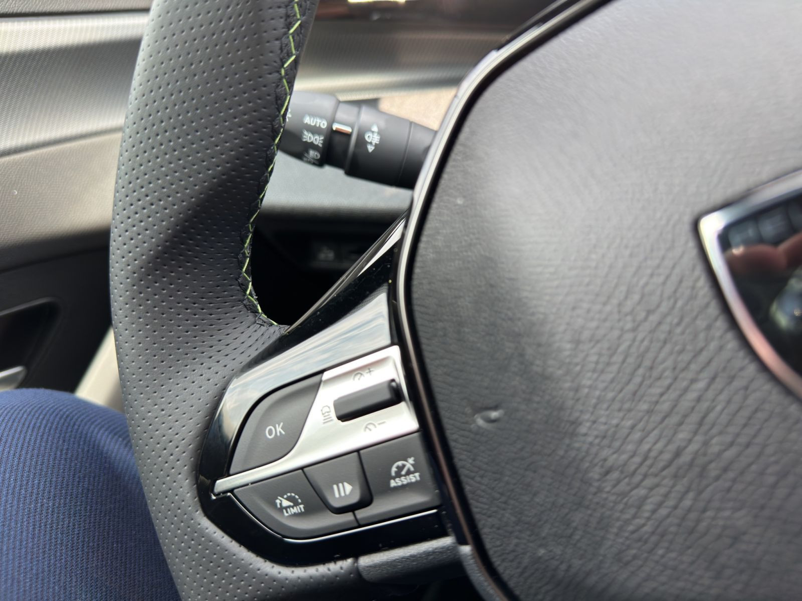 Peugeot - 308_18
