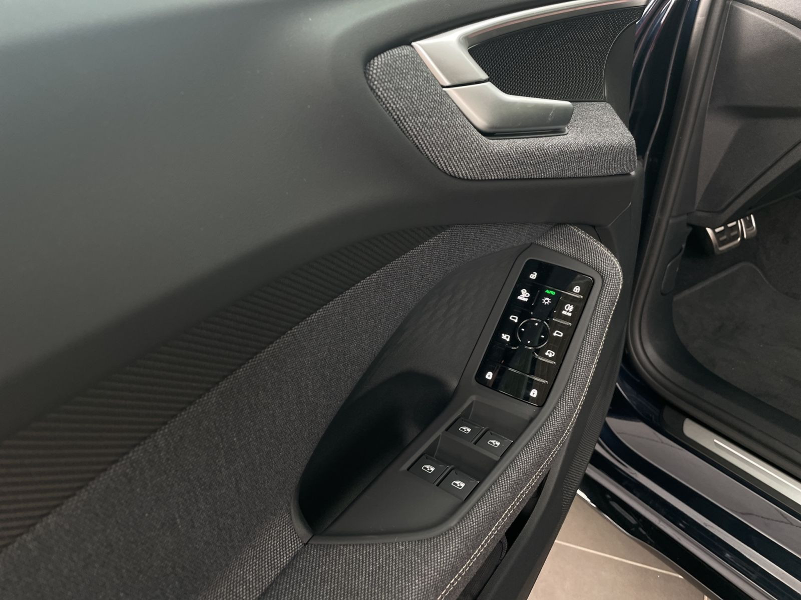 Audi - A5 Limousine_14