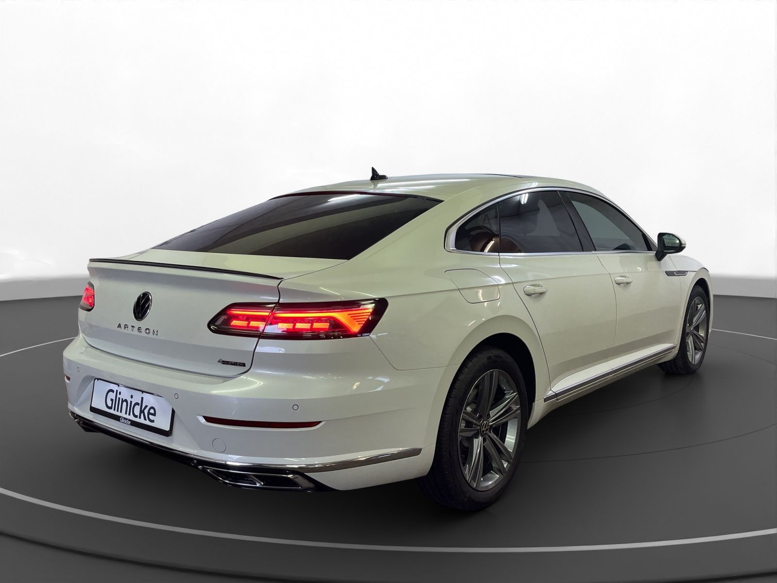 Volkswagen - Arteon_6