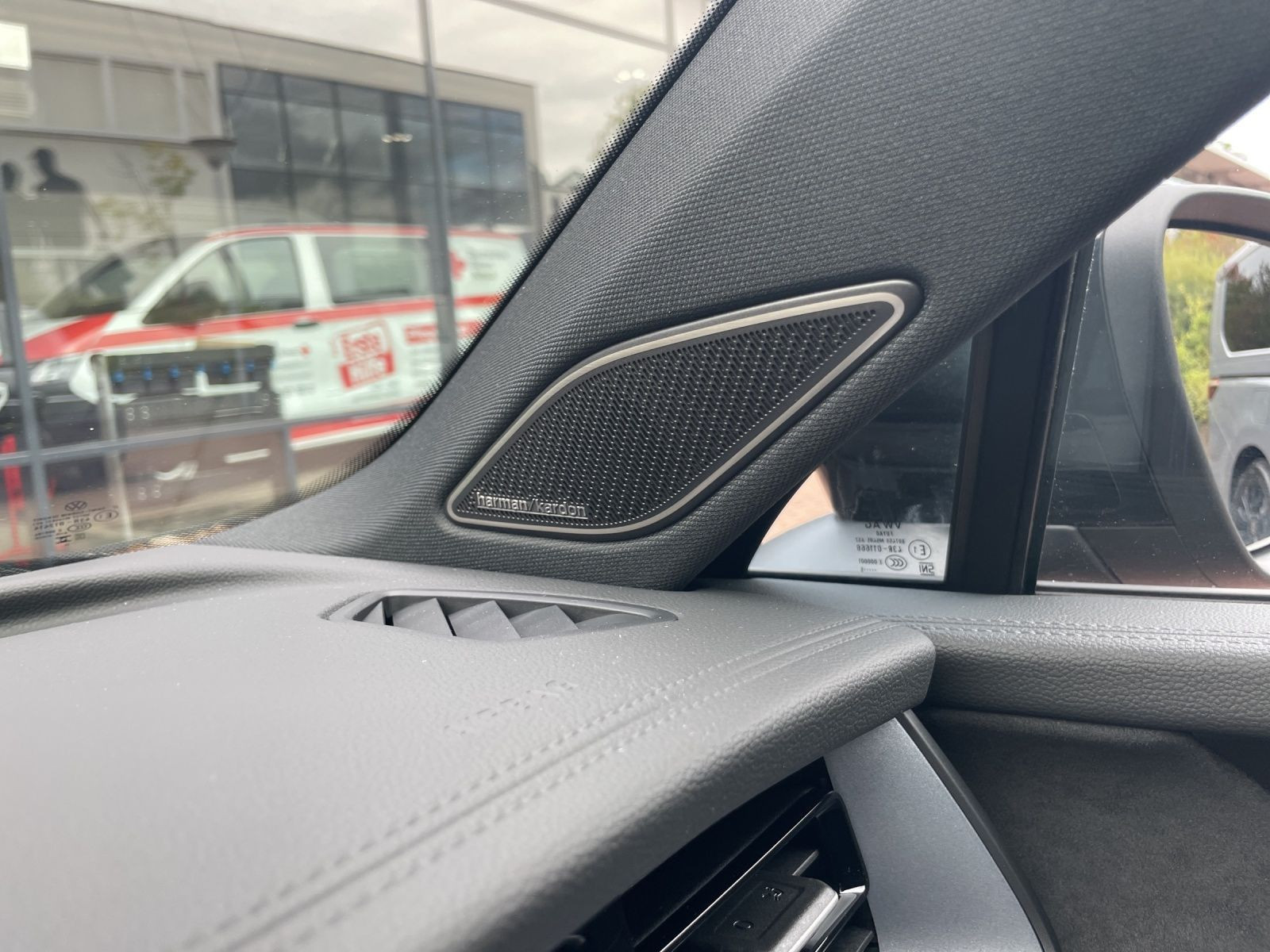 Volkswagen - Tayron_14