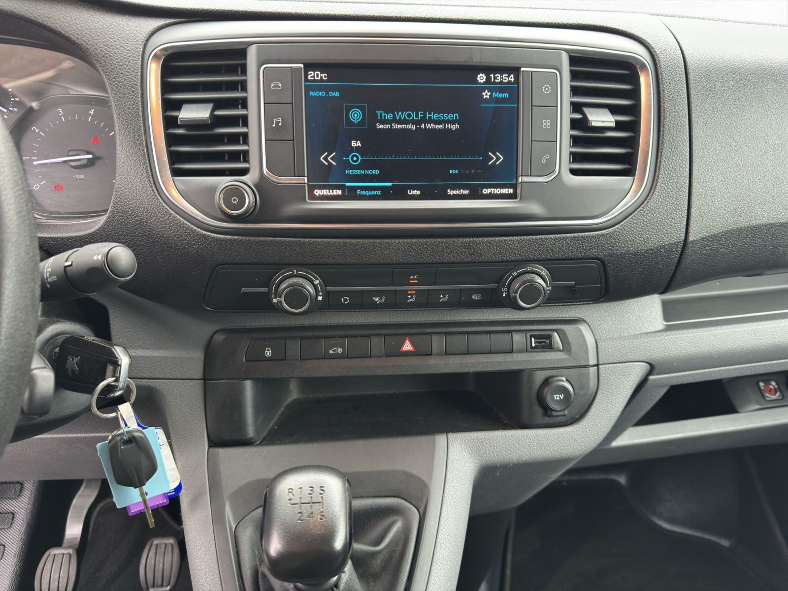 Peugeot - Expert_13