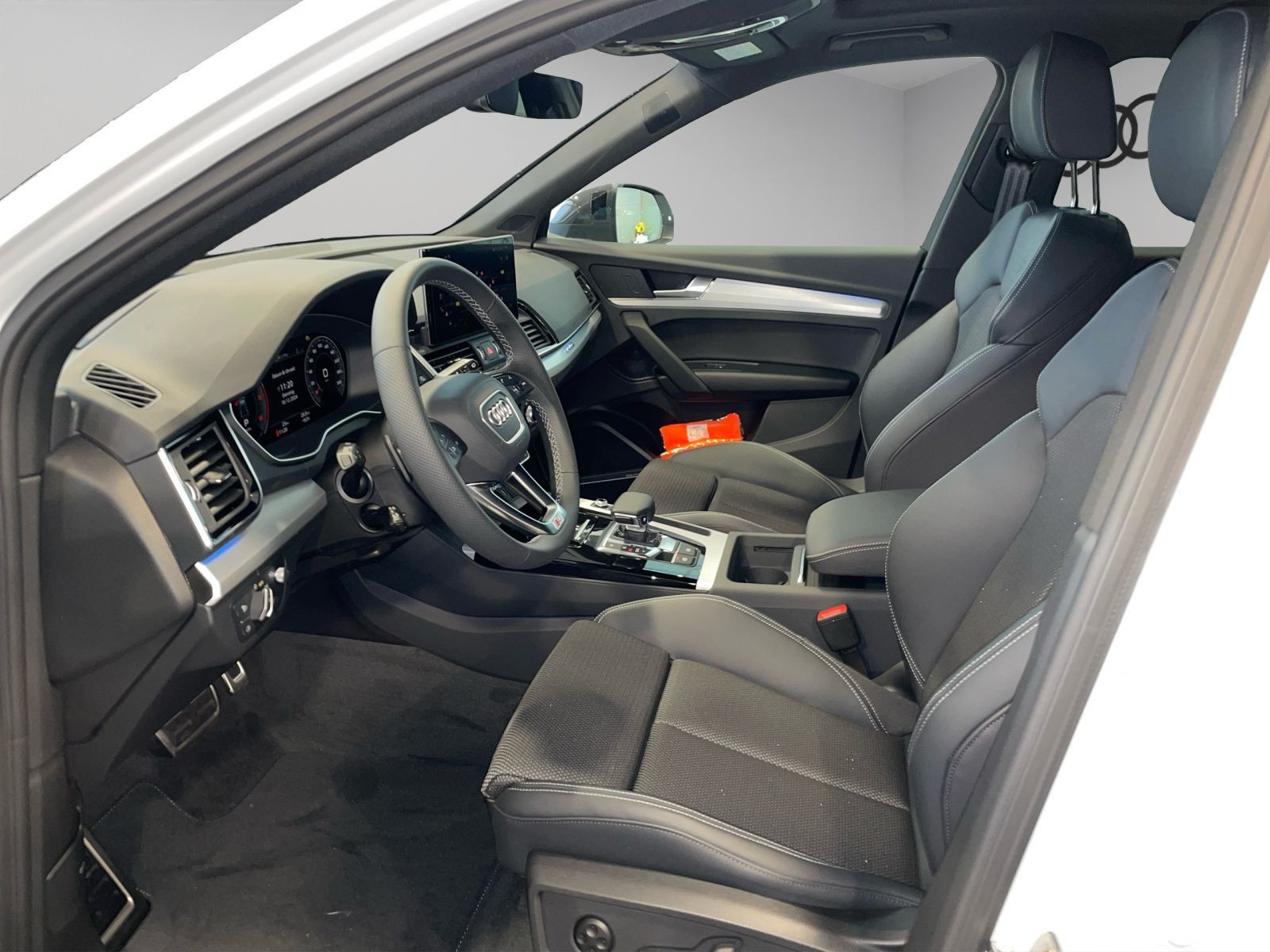 Audi - Q5_3