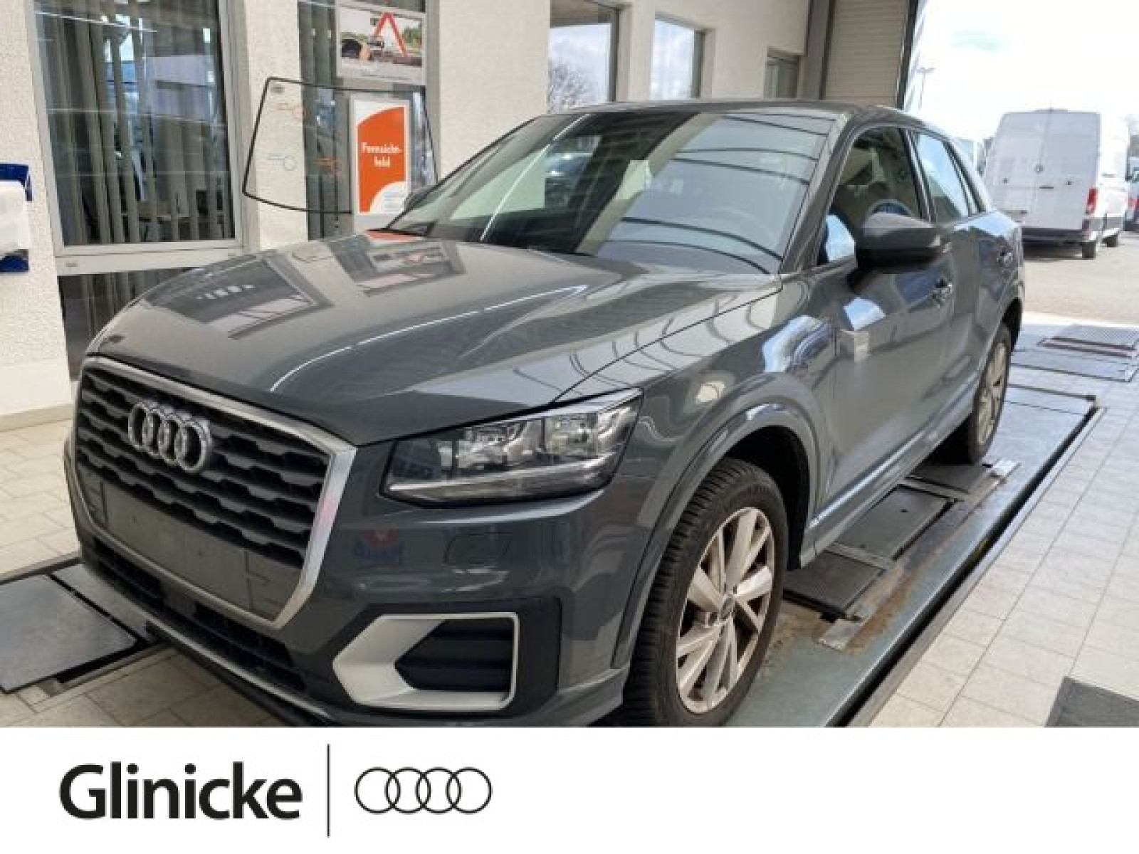 Audi - Q2_1