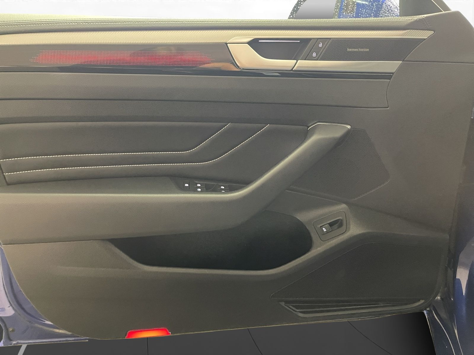 Volkswagen - Arteon_12