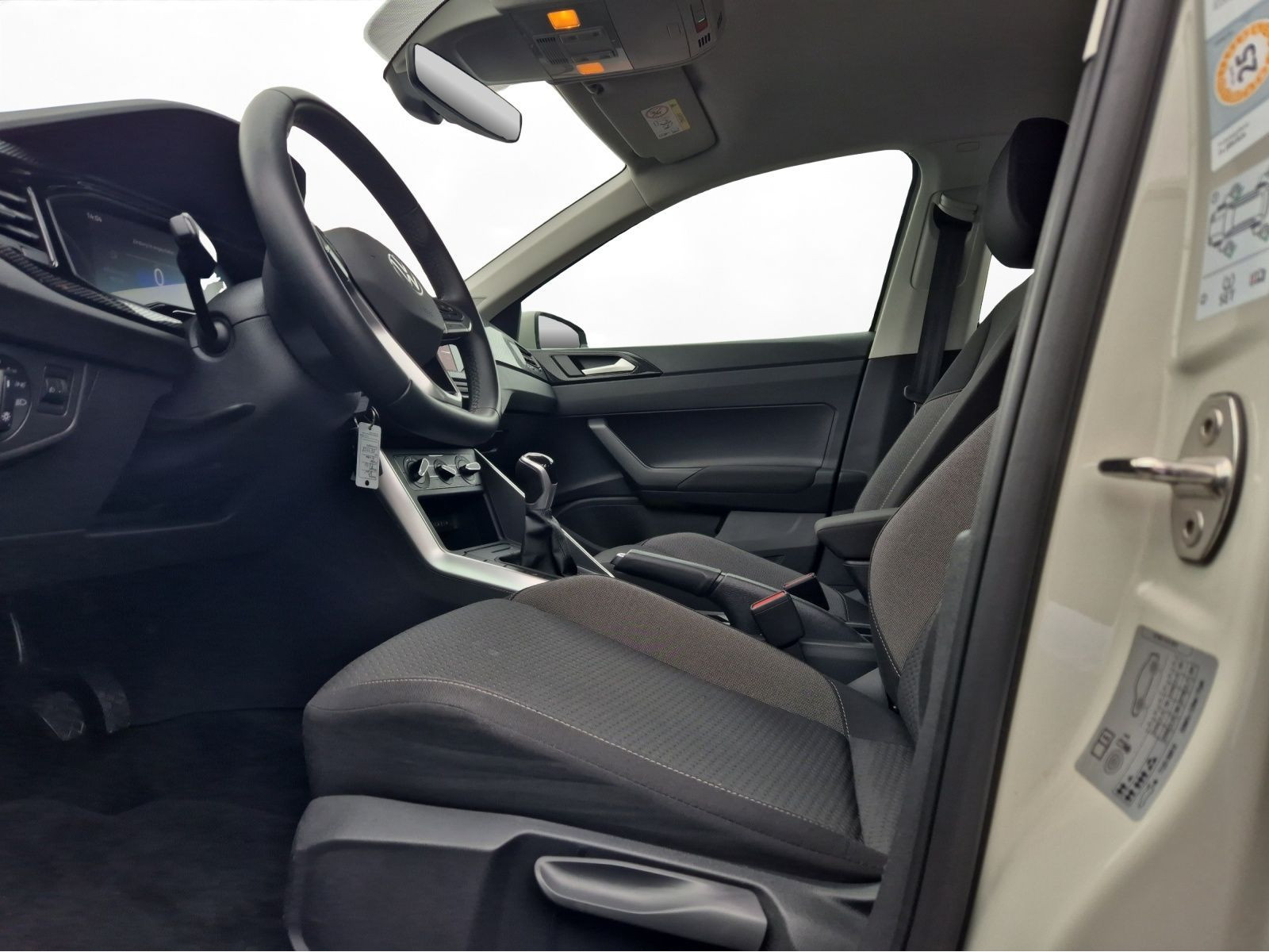 Volkswagen - Polo_2