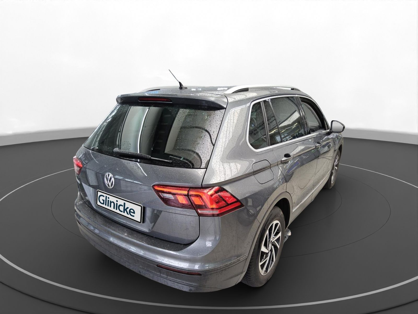 Volkswagen - Tiguan_4