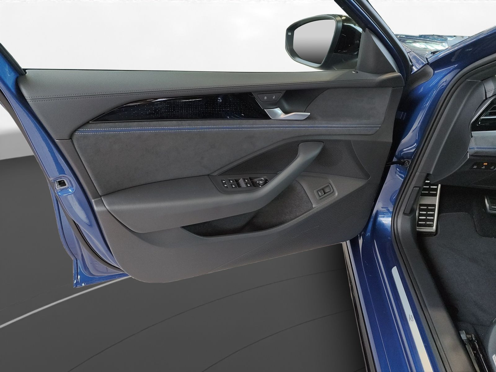 Volkswagen - Passat_5