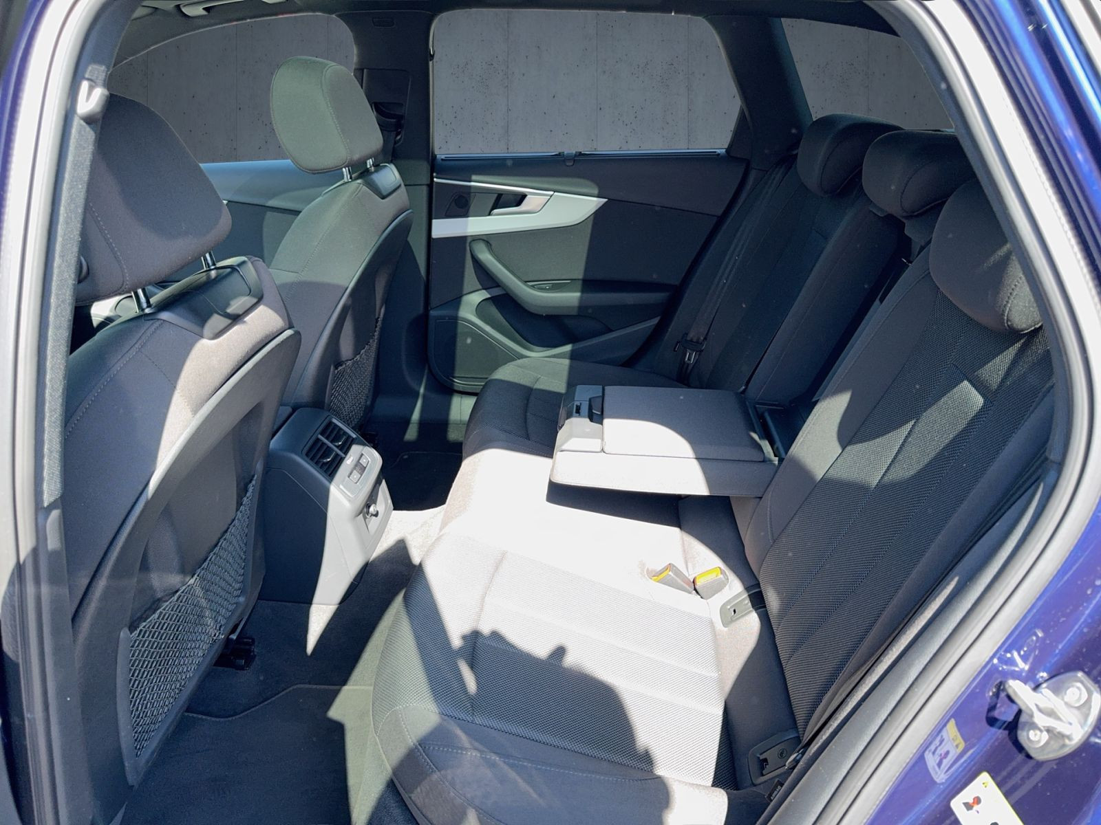 Audi - A4 Avant_14