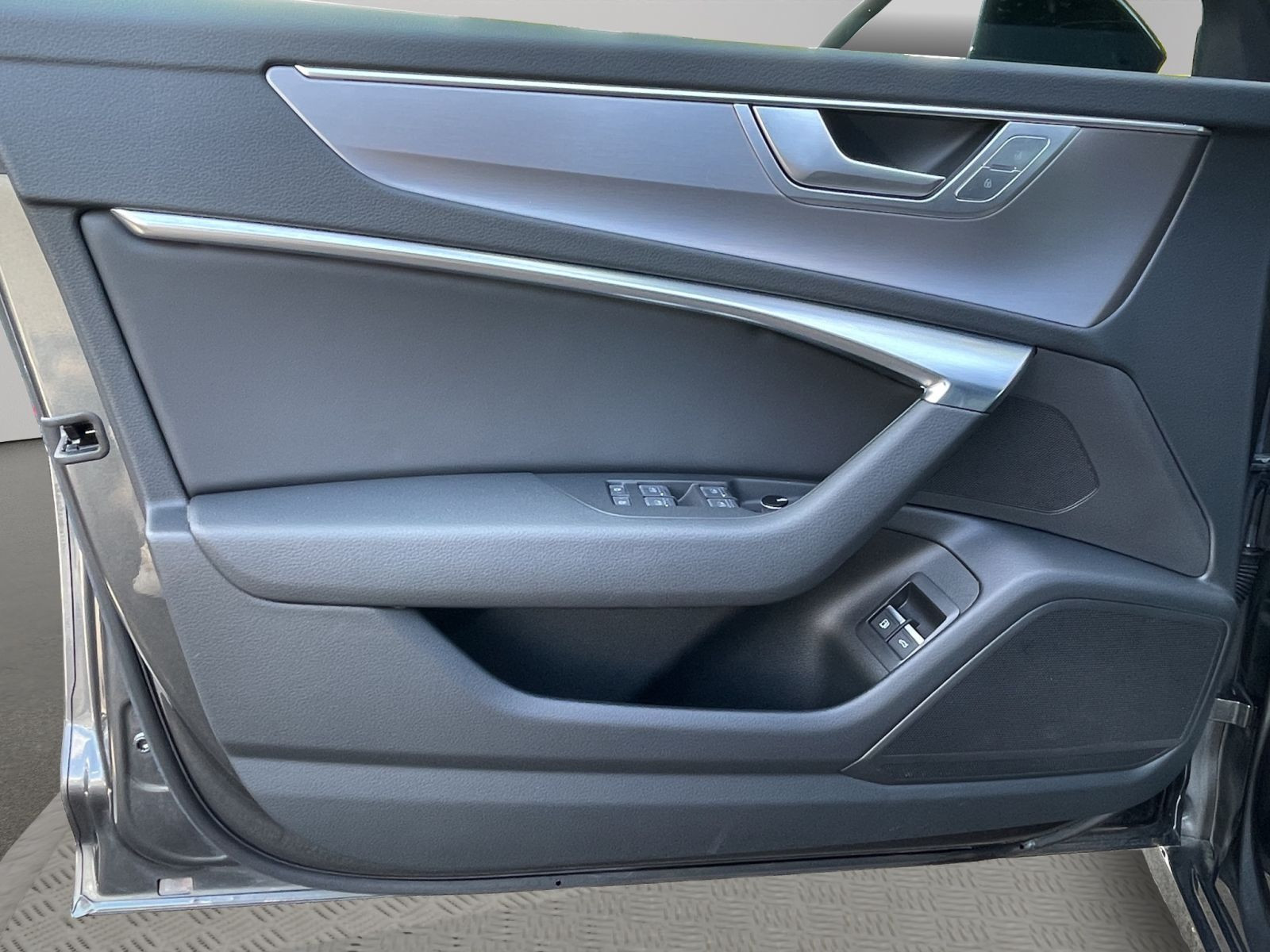 Audi - A6 Avant_16