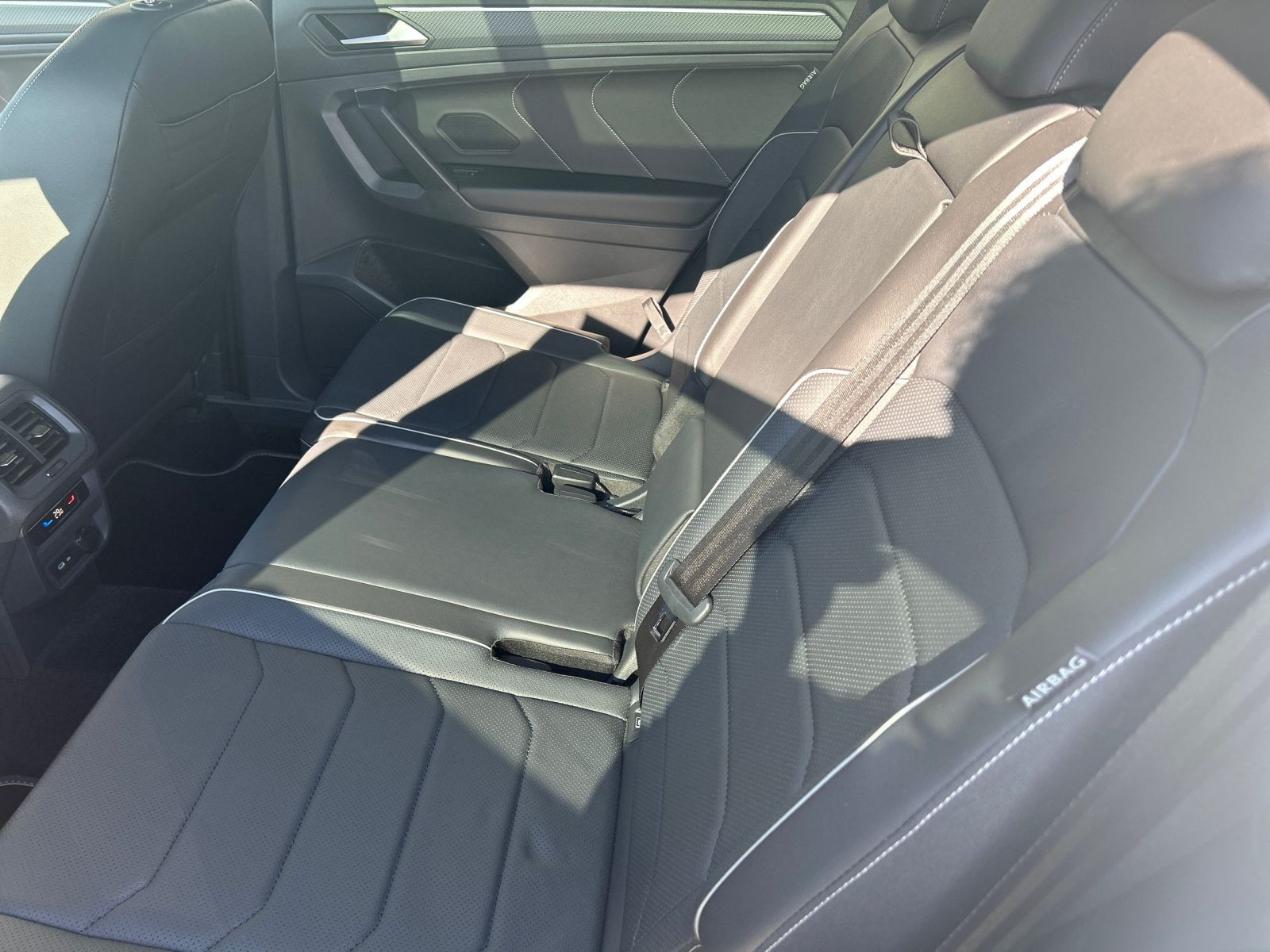 Volkswagen - Tiguan Allspace_14