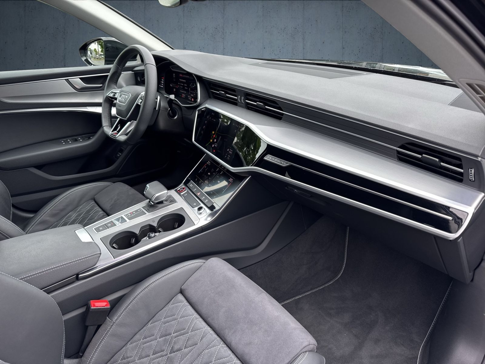 Audi - S6 Limousine_16