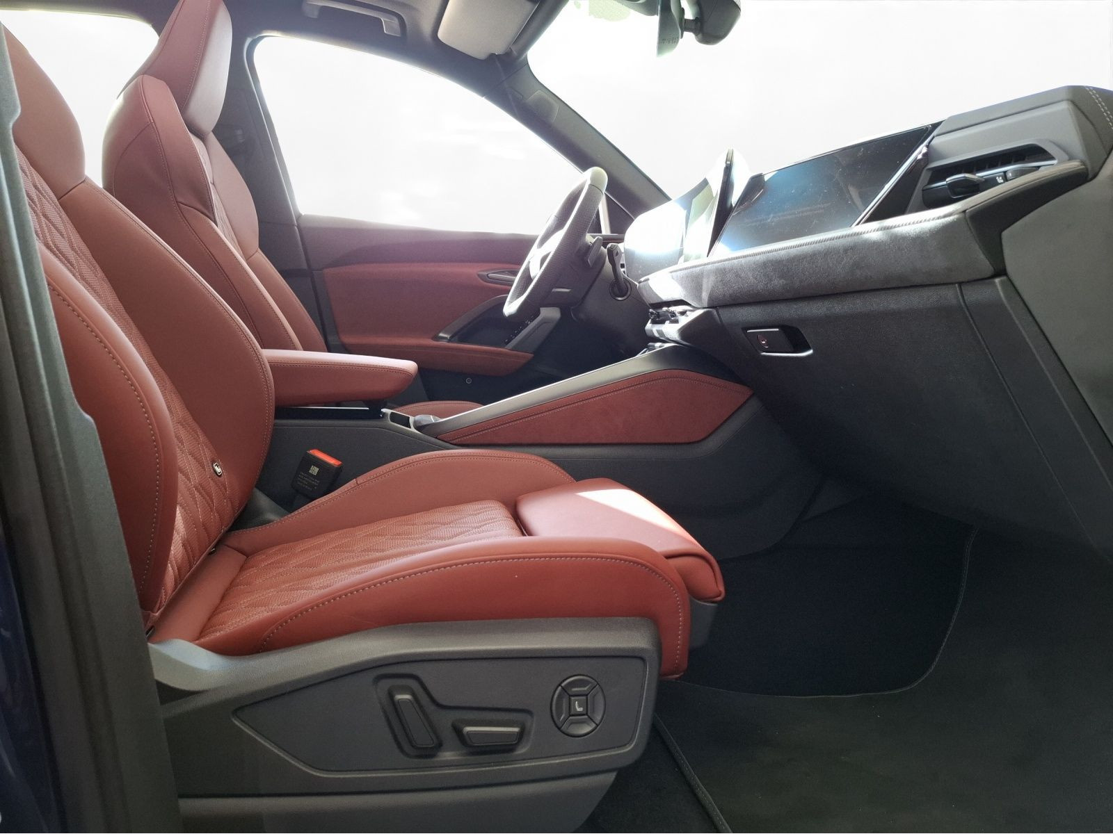 Audi - SQ5_12