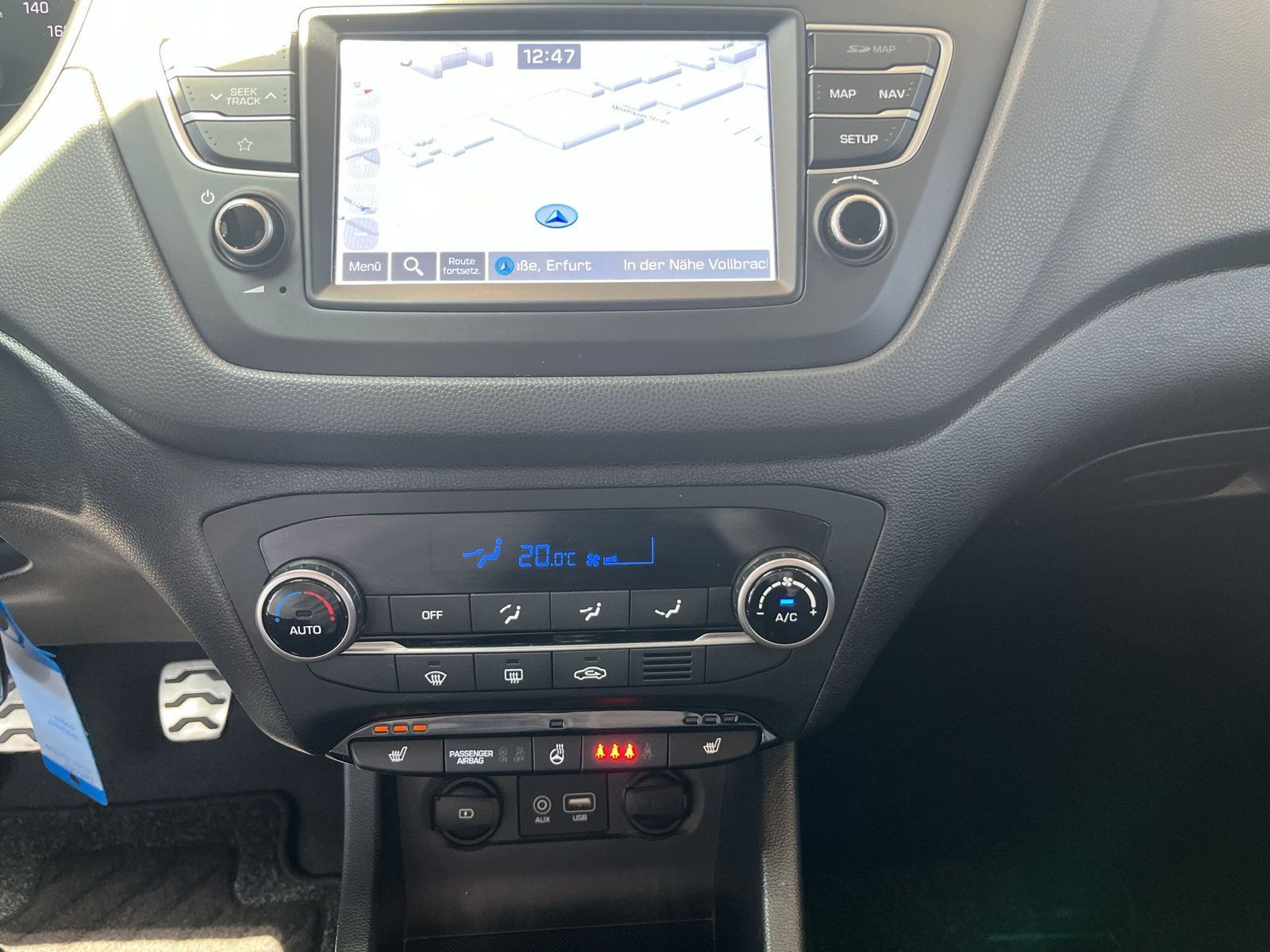 Hyundai - i20_10