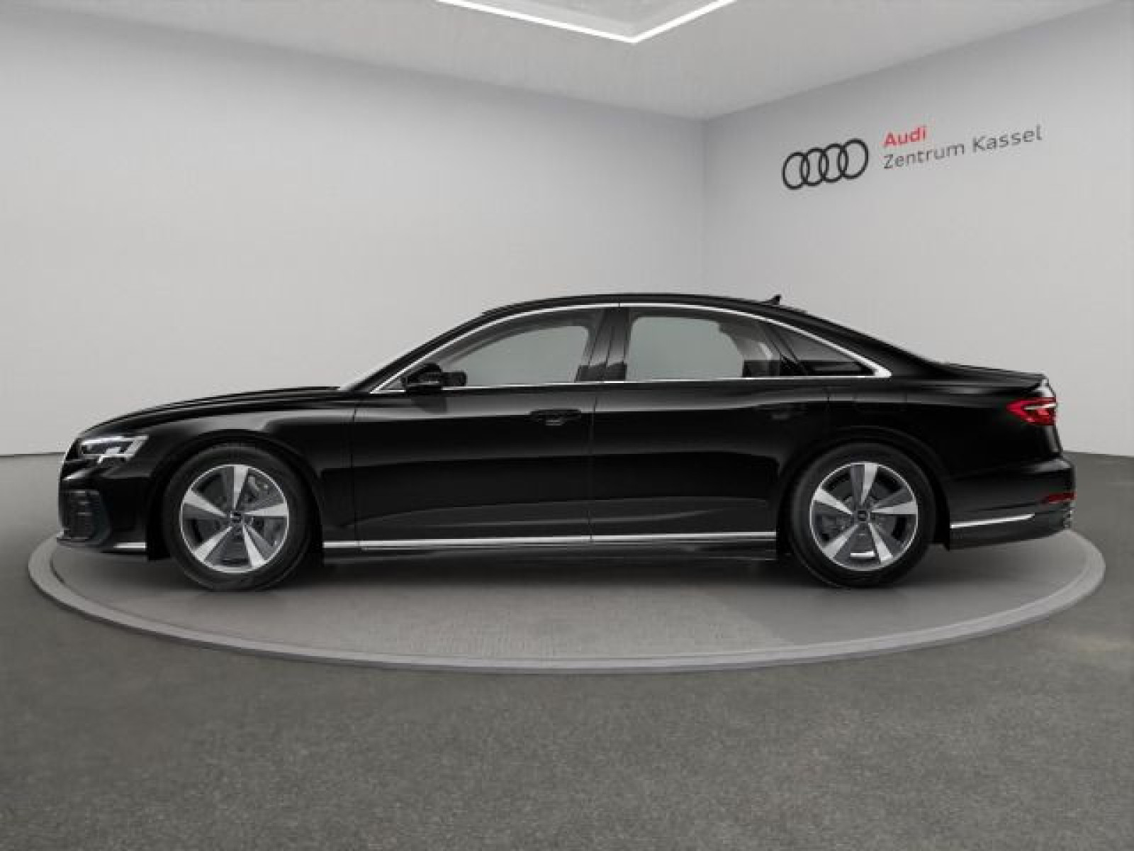 Audi - A8_4