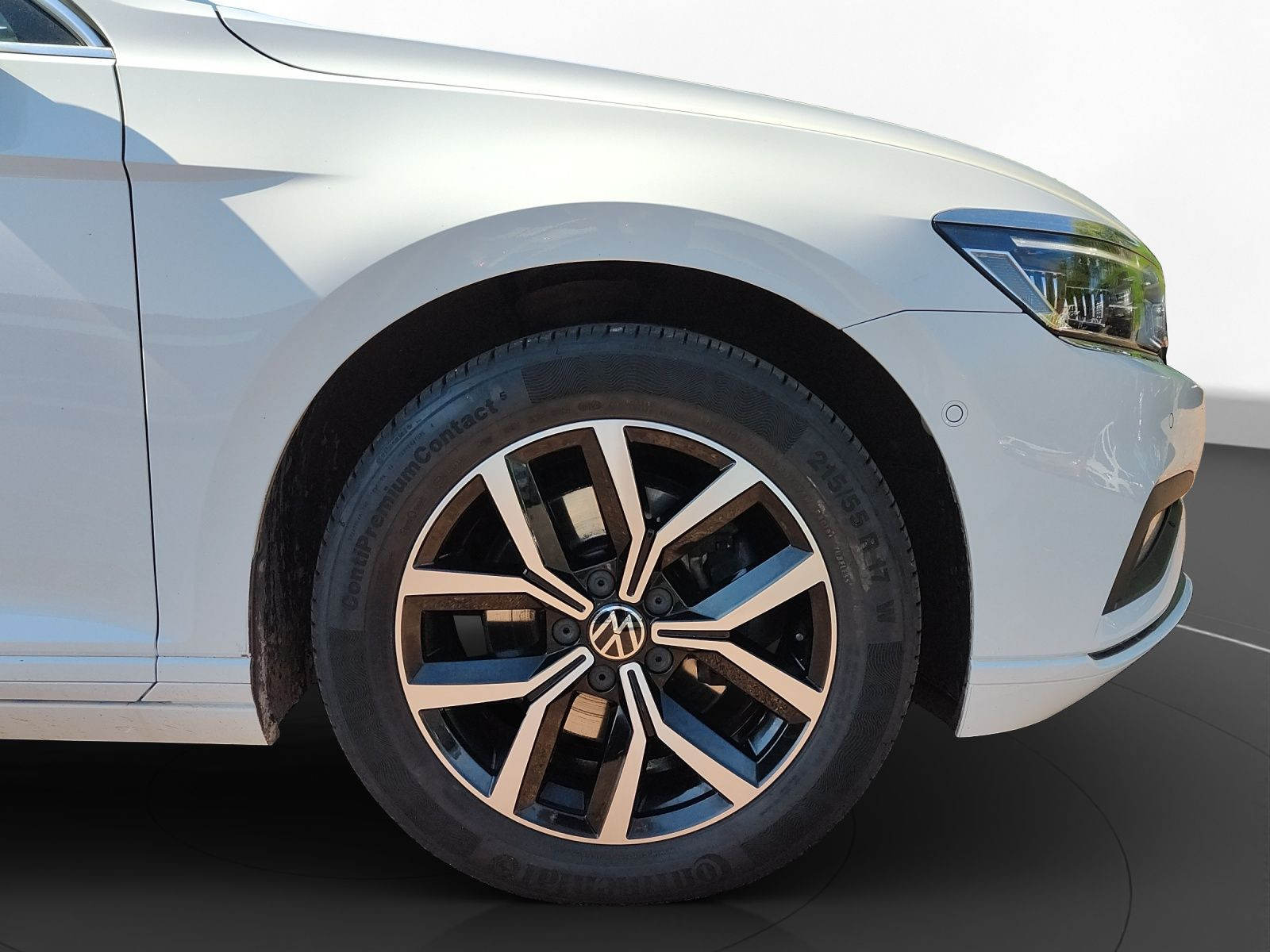 Volkswagen - Passat Variant_12