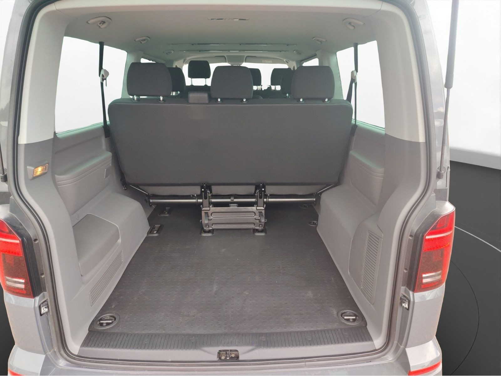 Volkswagen - T6.1 Caravelle_9