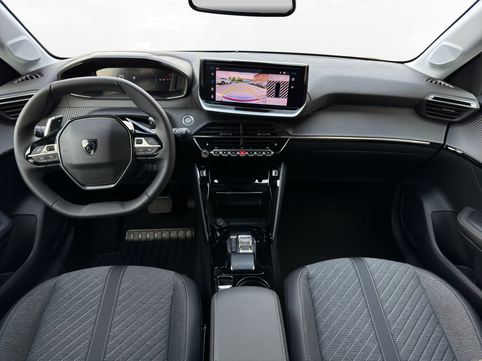 Peugeot - 208_10