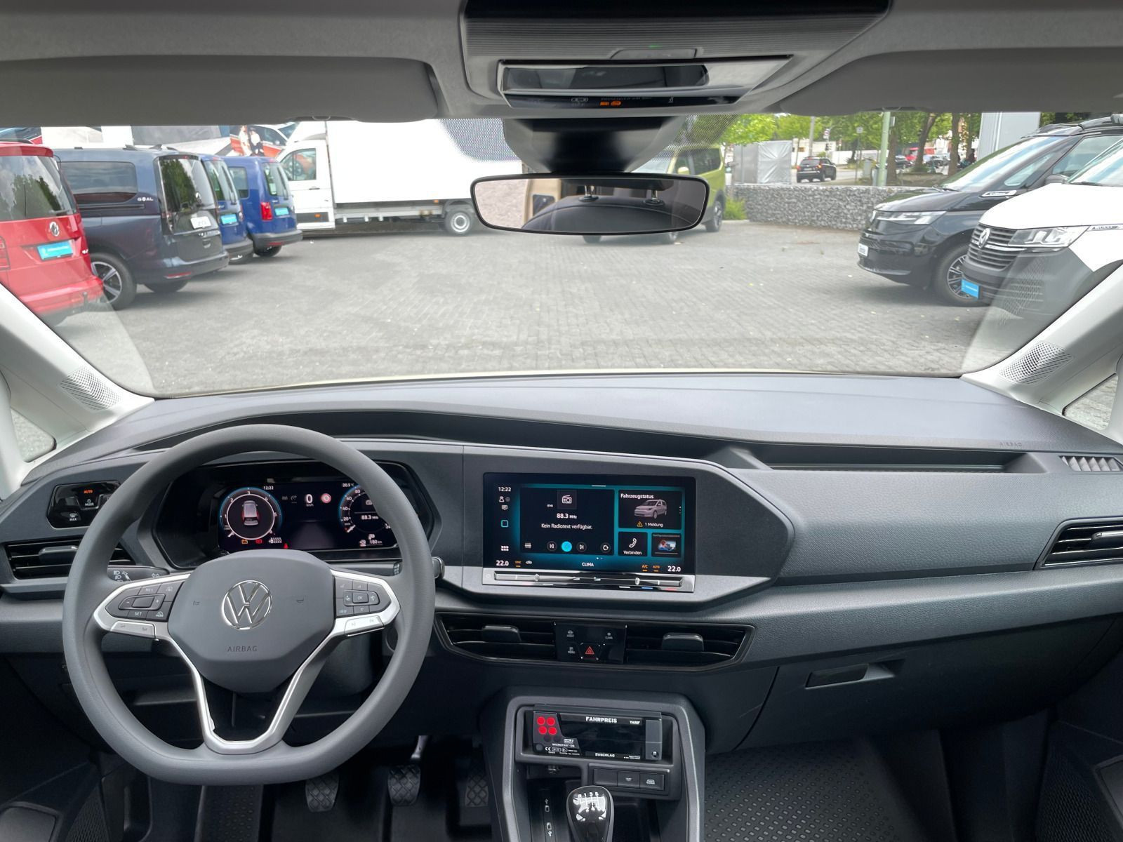 Volkswagen - Caddy Maxi_11