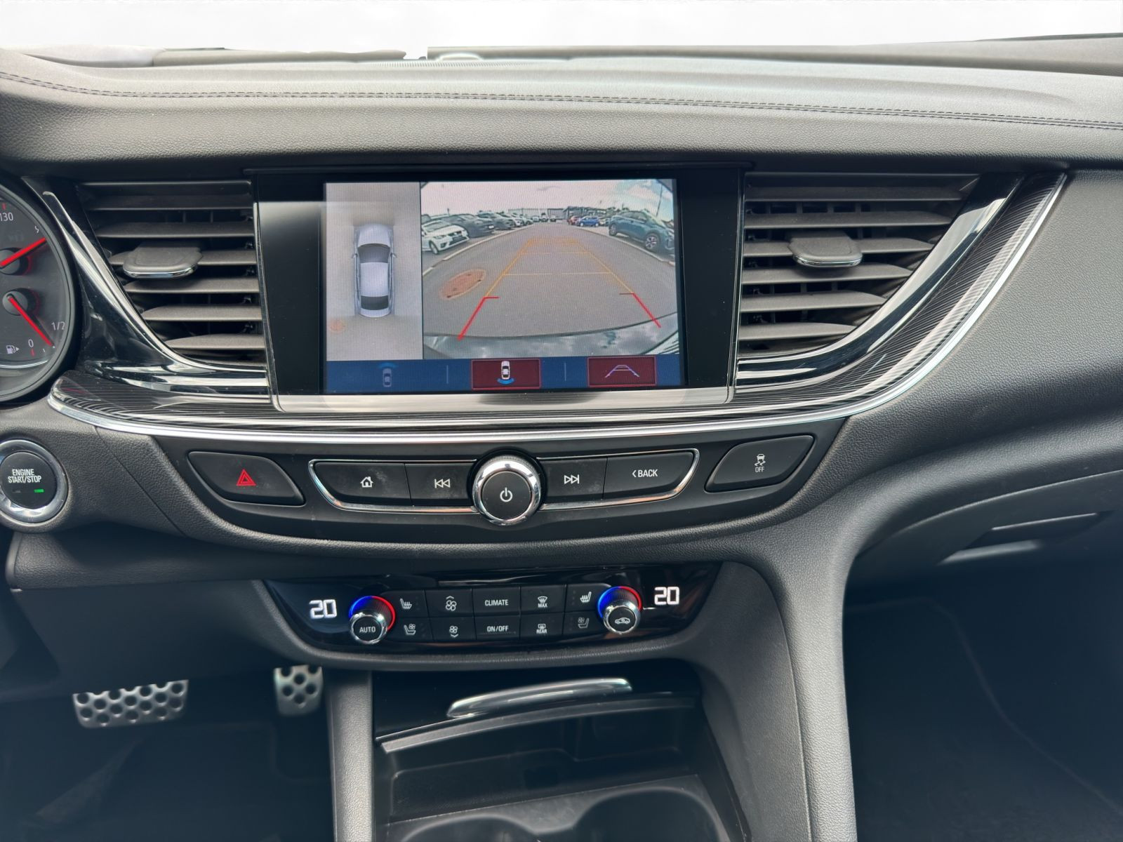 Opel - Insignia_12
