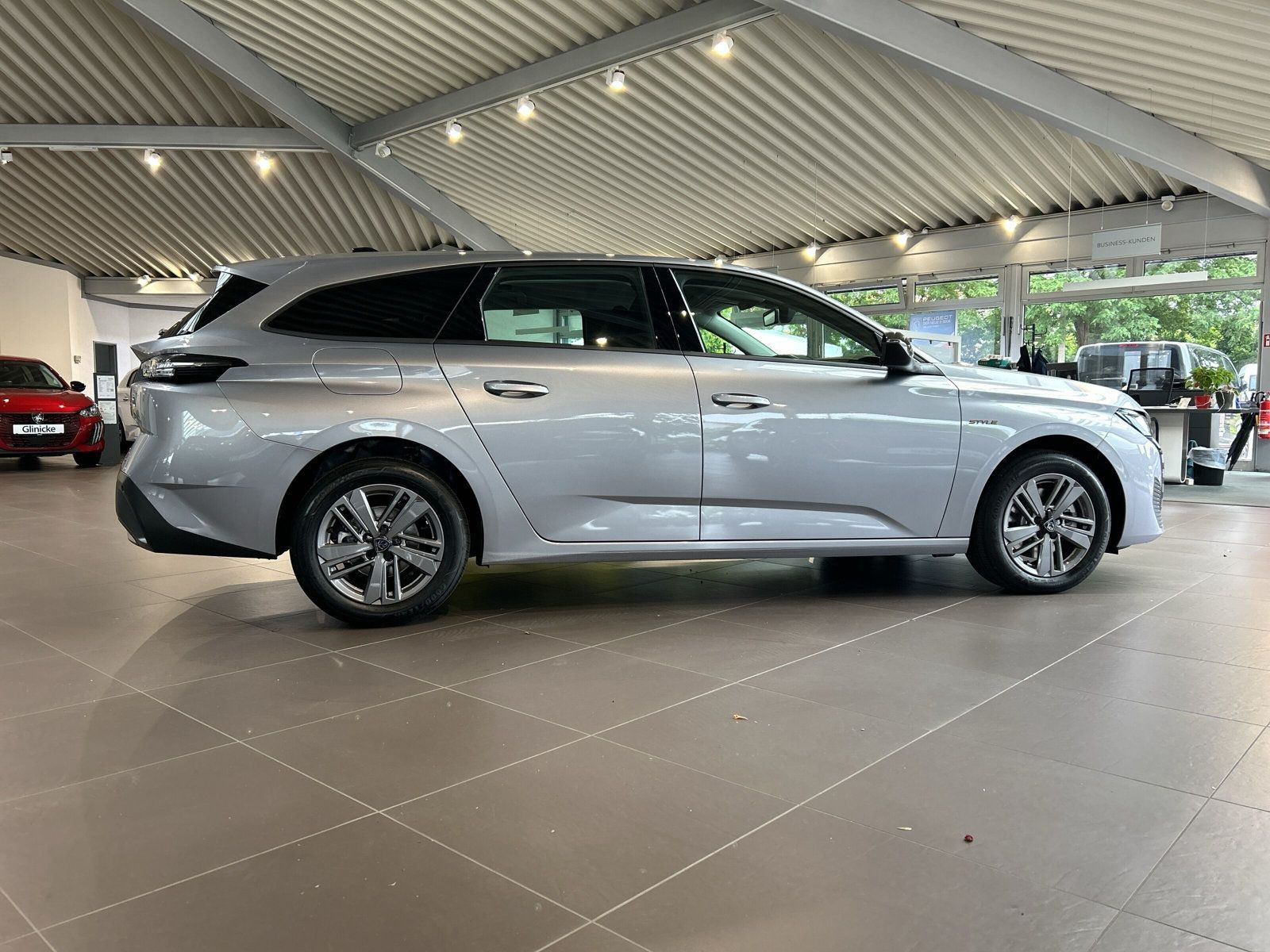 Peugeot - 308_5