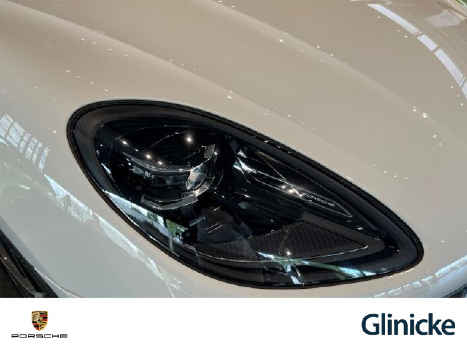Porsche - Macan_12
