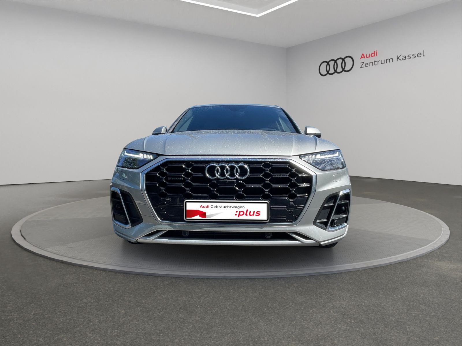 Audi - Q5_8