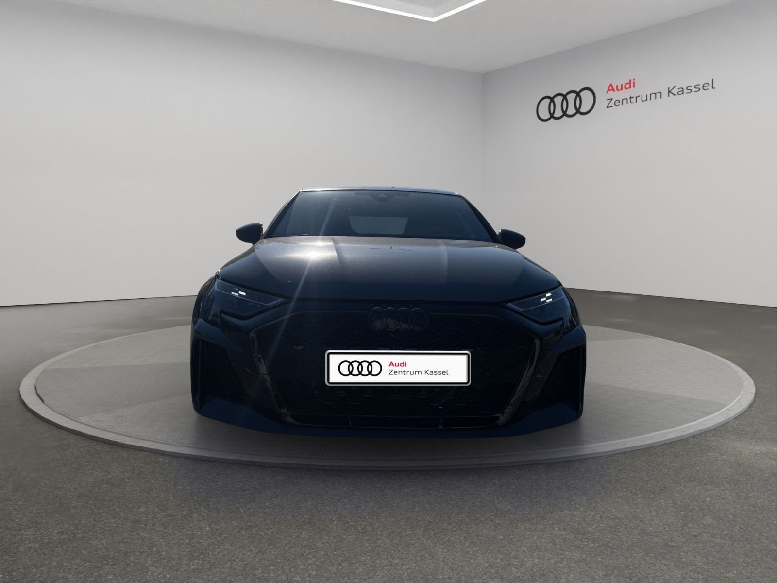 Audi - RS 3 Limousine_10