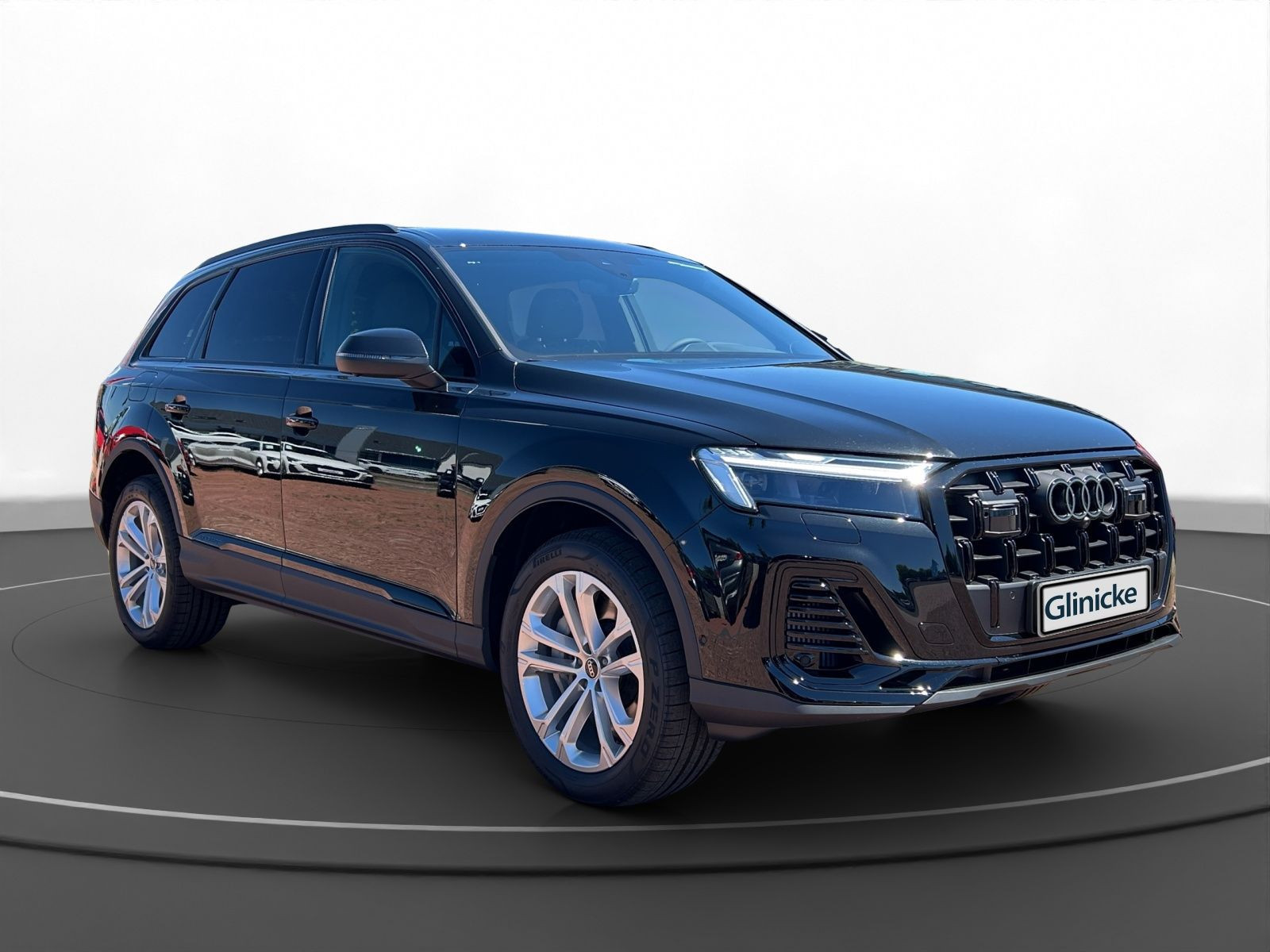 Audi - Q7_16