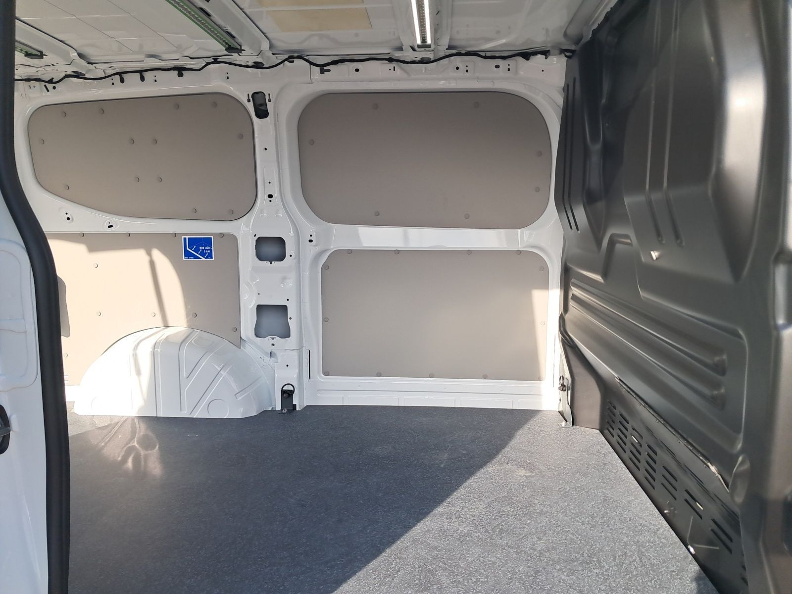 Volkswagen - Transporter Kasten_17