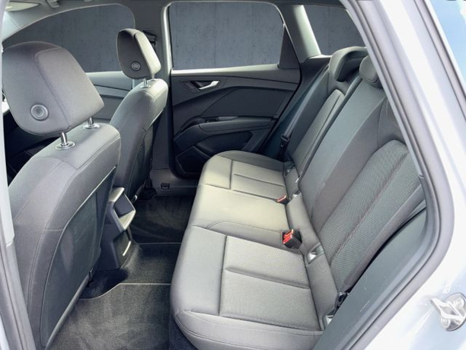 Audi - Q4_14