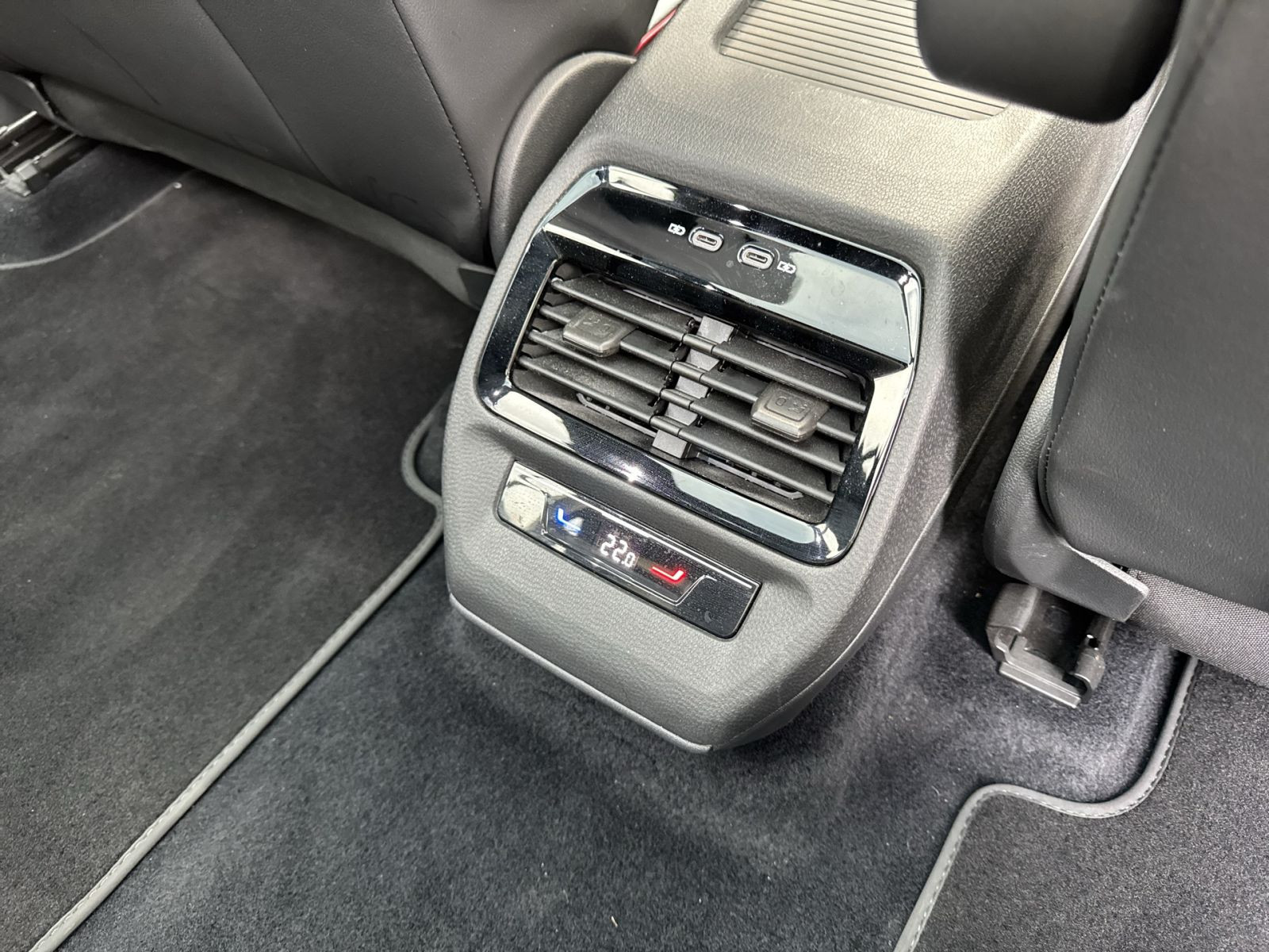 Volkswagen - ID.5_21