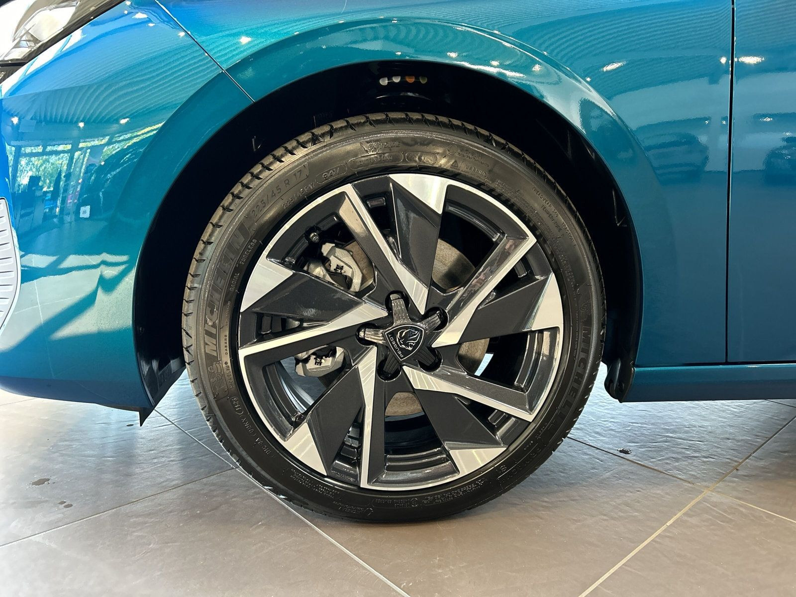 Peugeot - 308_12