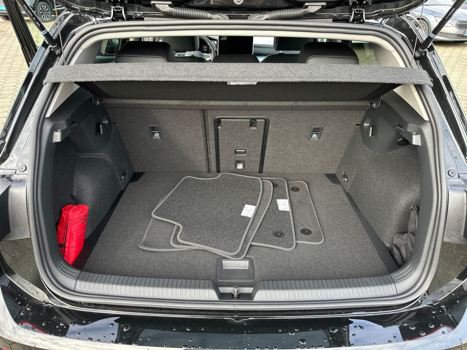 Volkswagen - Golf_21