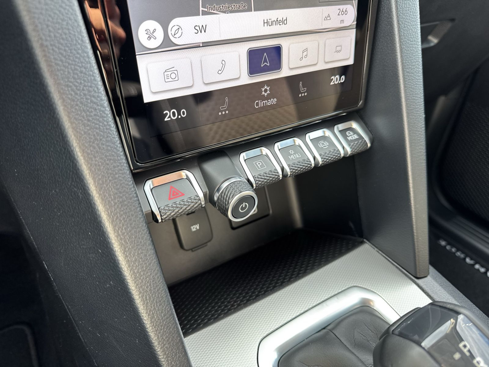 Volkswagen - Amarok_25