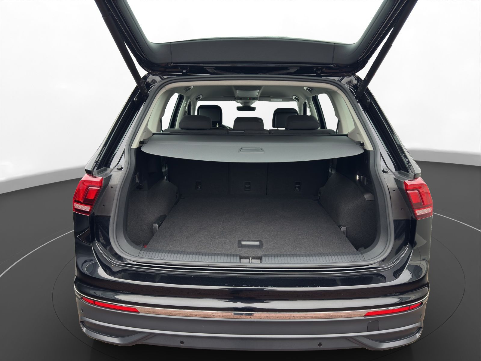 Volkswagen - Tiguan Allspace_10