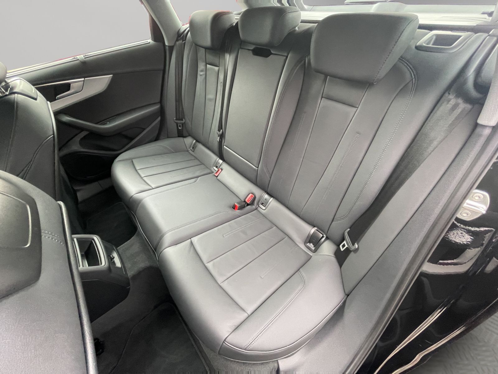 Audi - A4 Avant_18