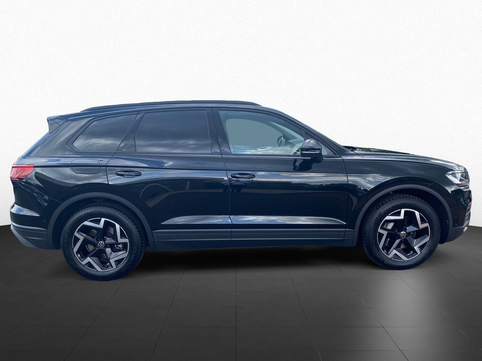 Volkswagen - Touareg_8