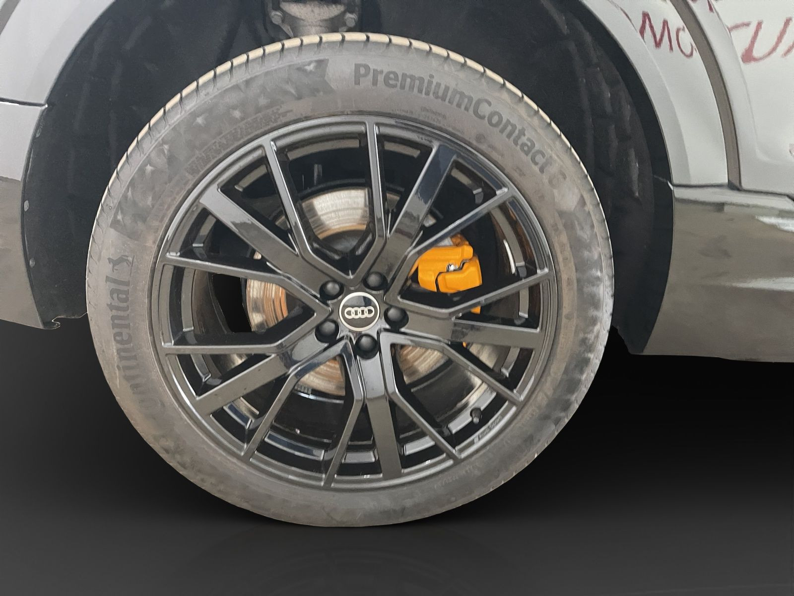 Audi - e-tron Sportback_16
