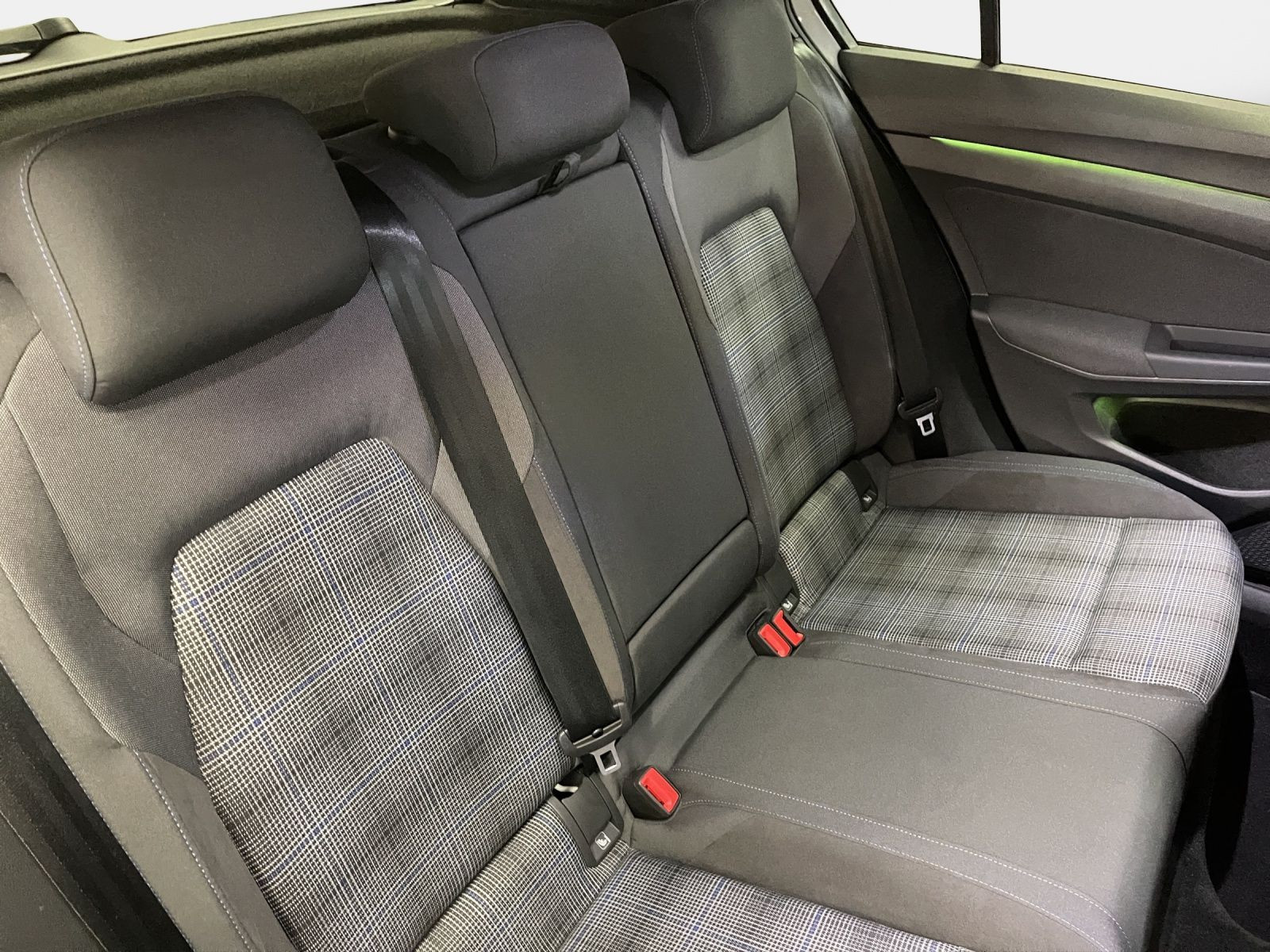 Volkswagen - Golf_19