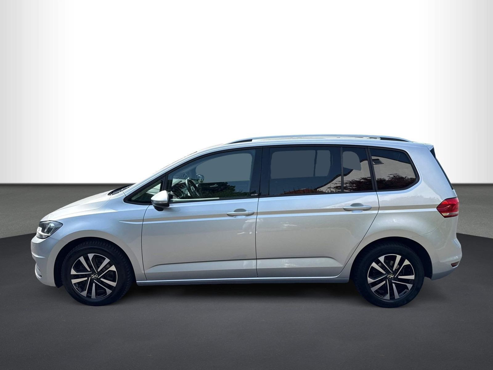 Volkswagen - Touran_7