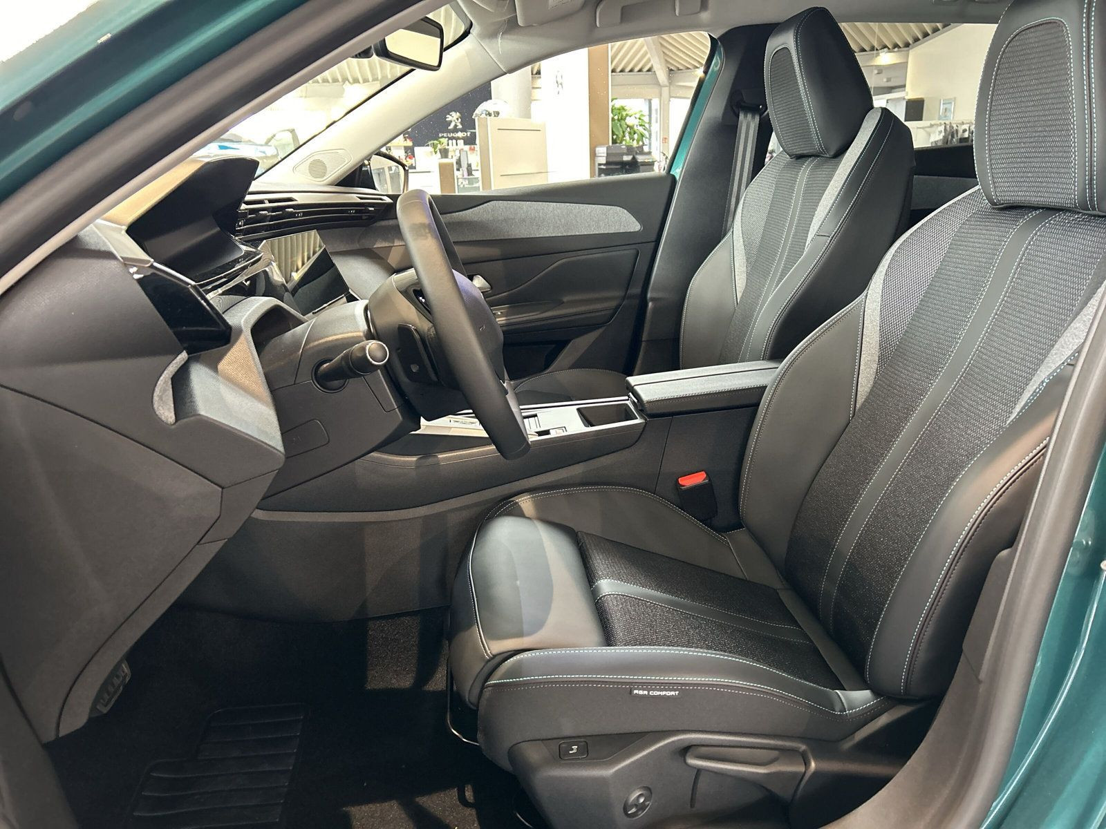 Peugeot - 308_7