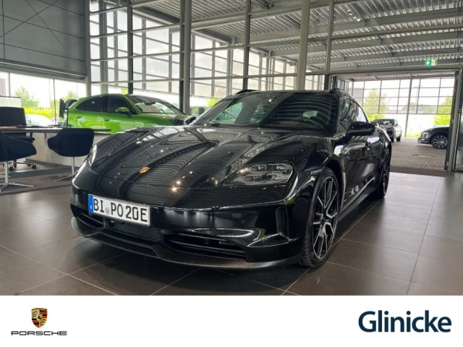 Porsche - Taycan_1