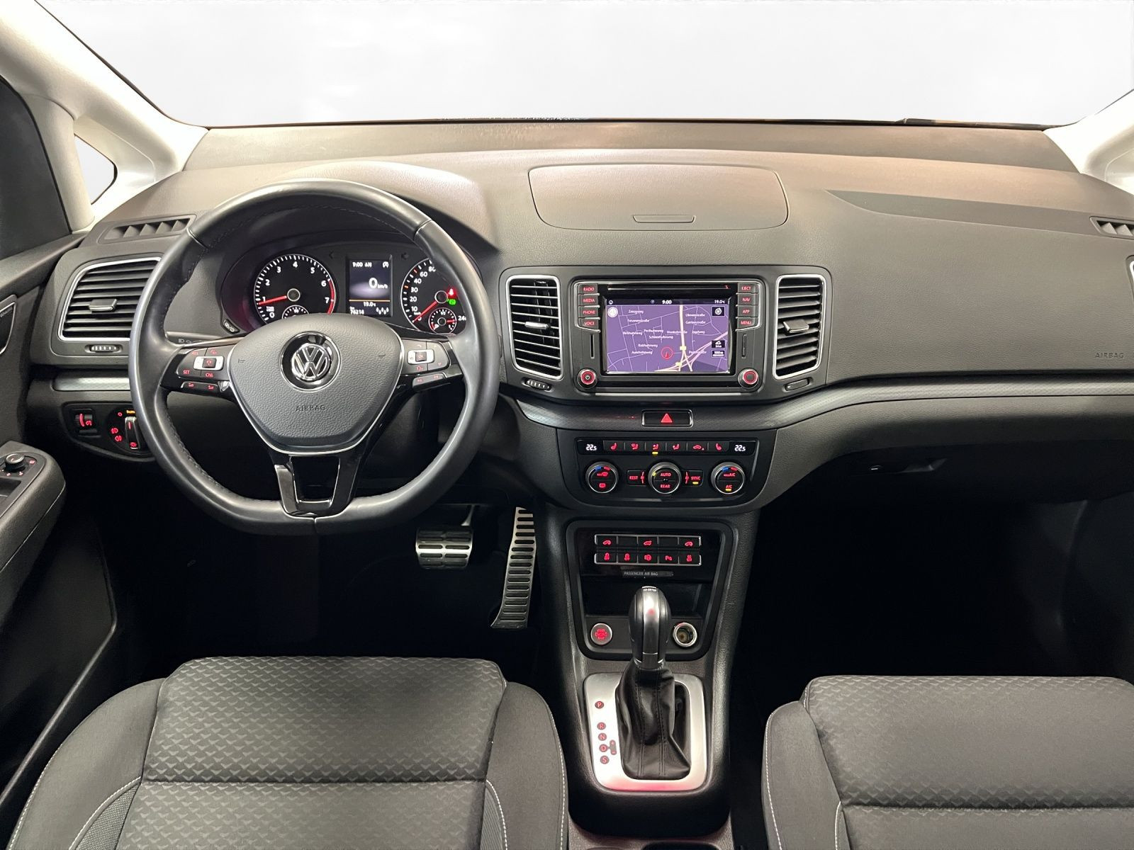 Volkswagen - Sharan_22