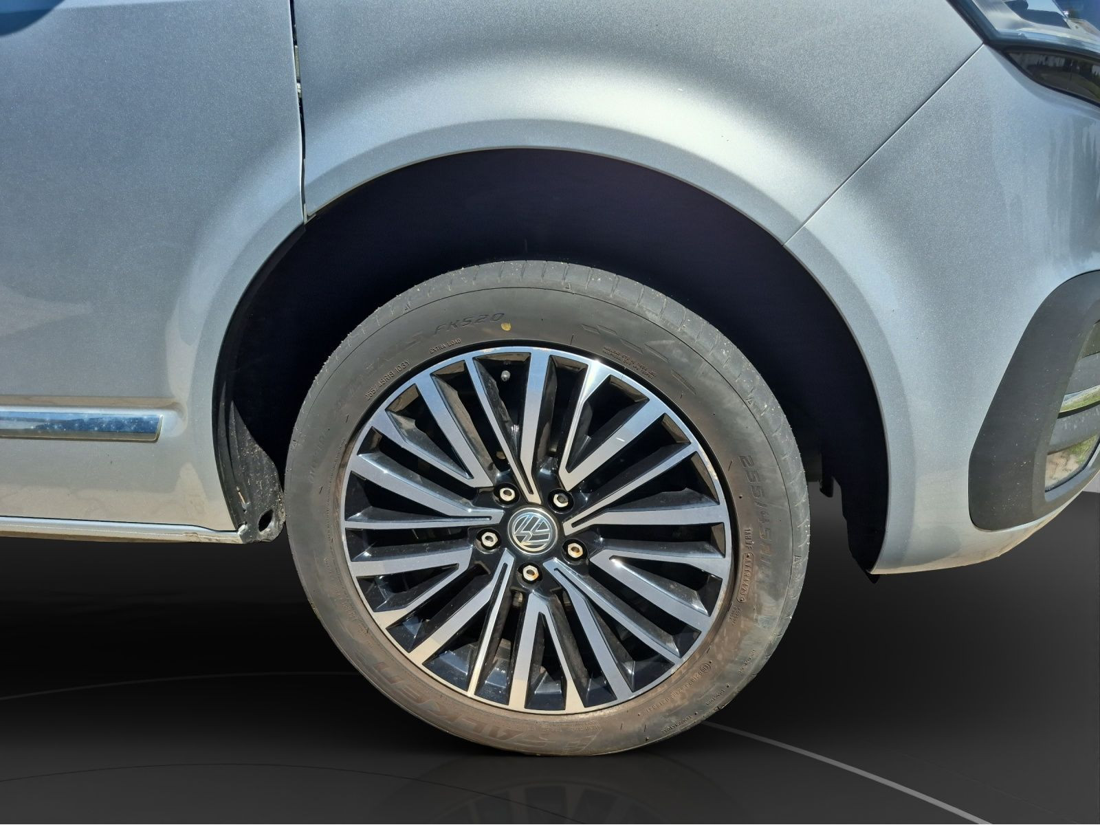 Volkswagen - Multivan_11
